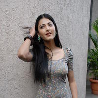 Shruti Haasan - Shruti Haasan at Oh My Friend Press Meet Stills | Picture 86421